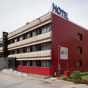 מלון Airmotel, מסטרה